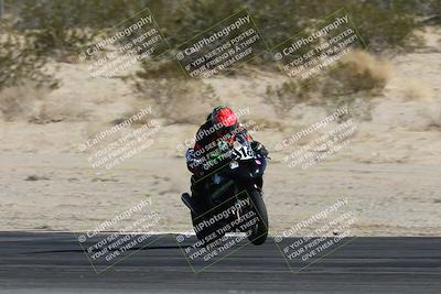 media/Dec-07-2025-CVMA (Sun) [[3e7d2de5dc]]/Race 8-Middleweight Shootout/